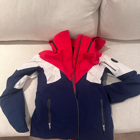 Obermeyer Women's Red, White, and Blue Jacket - Picture 4 of 6